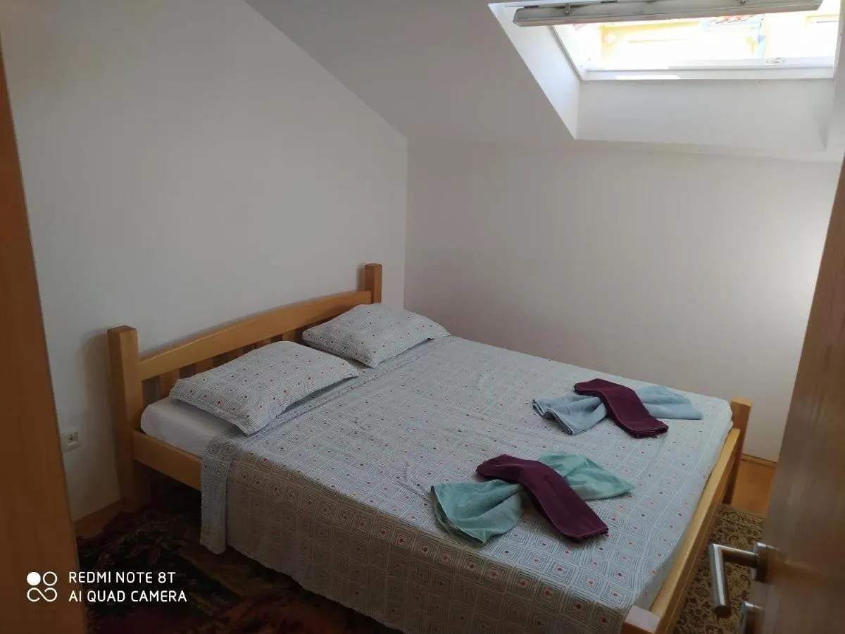 Villa Apartments Joseph Kaštela