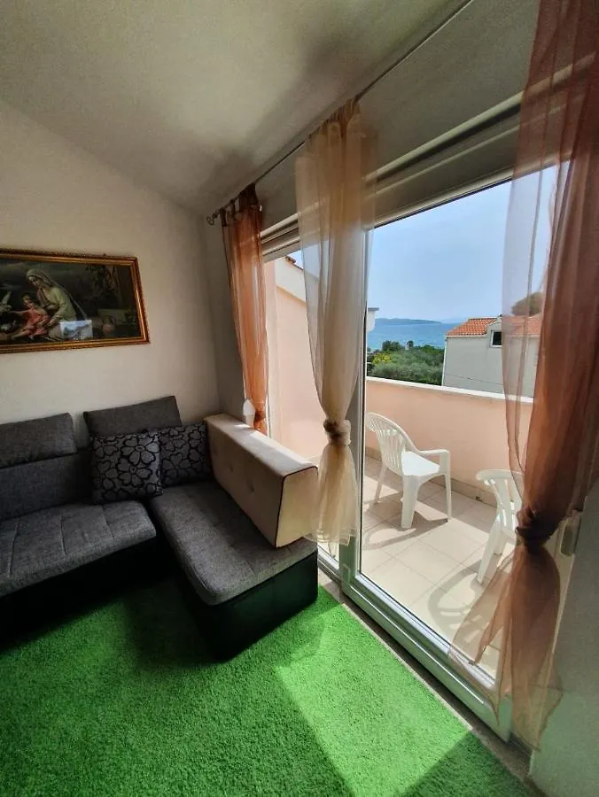 Villa Apartments Joseph Kaštela
