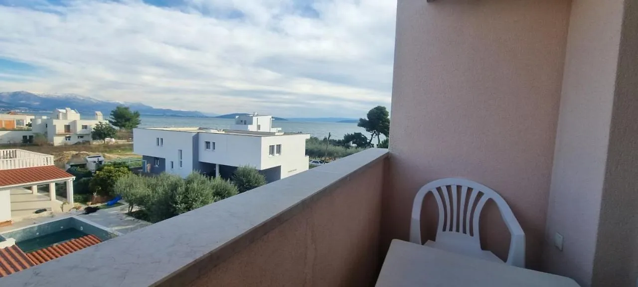 Villa Apartments Joseph Kaštela