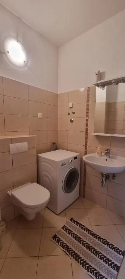 Villa Apartments Joseph Kaštela